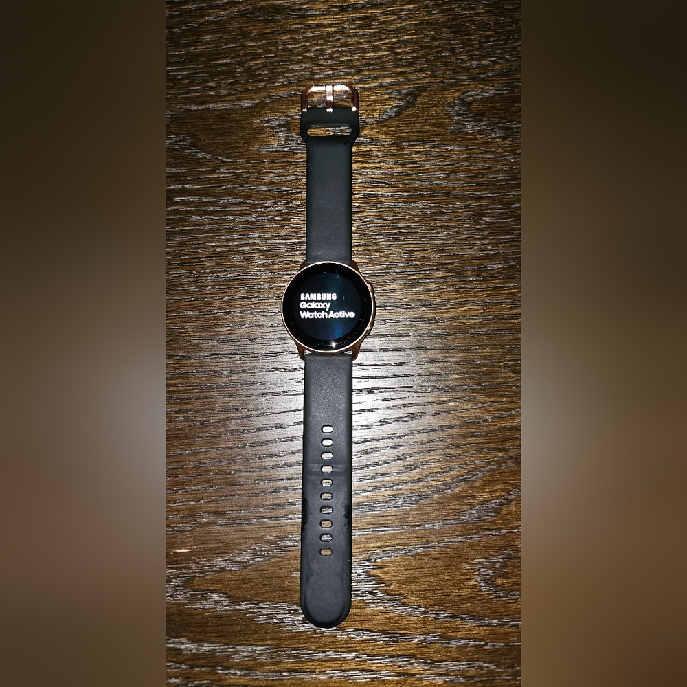 Samsung Galaxy Watch Active 2 (40mm Face)